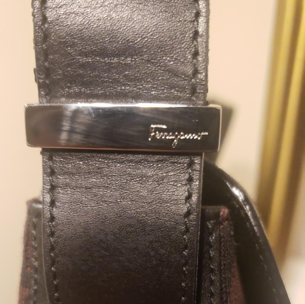 Salvatore Ferragamo handbag - Picture 5 of 10